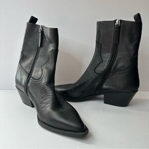 COPY - NWOB Steve Madden Kendal Boot Womens Boot 7.5